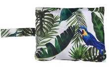 Laden Sie das Bild in den Galerie-Viewer, Bolso de Playa de Malla con Bolsa para Guardar
