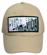Cargar imagen en el visor de la galería, Gorra Estampada Beige
