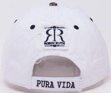 Laden Sie das Bild in den Galerie-Viewer, Gorra Blanca Flores Negra
